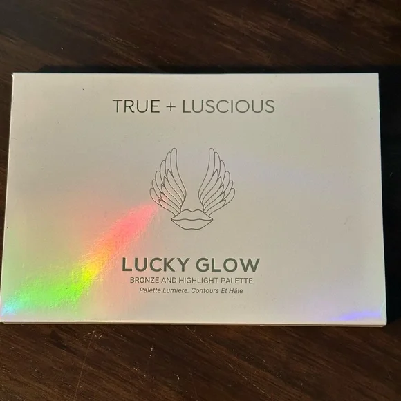 Lucky Glow Palette by True + Luscious Highlighter, Blush & Bronzer - 0.78 oz - Picture 1 of 3